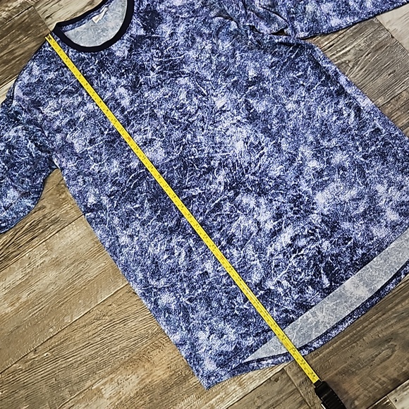 LuLaRoe Hudson Long Sleeve Straight Cut T For Both Him & Her Round Neck Large - Picture 13 of 16